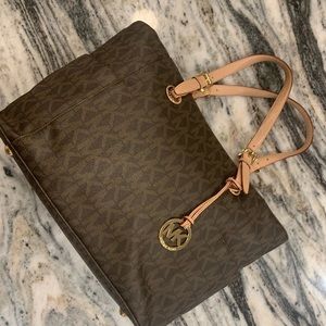 Michael Kors Laptop bag with signature MK